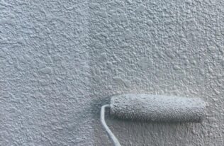 外壁中塗り　状況