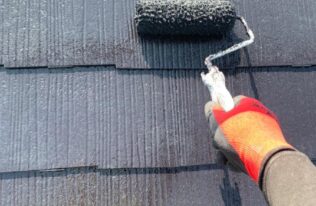 屋根上塗り　状況