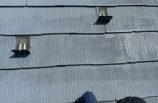 屋根　1回目下塗り完了