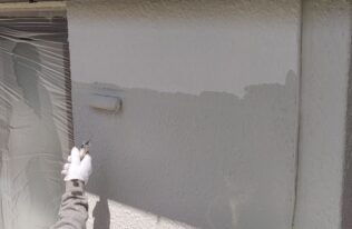 外壁　上塗り状況