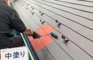 屋根中塗り　状況