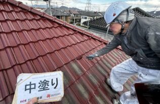 屋根中塗り　状況