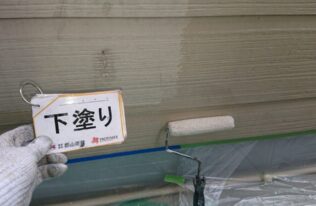 外壁下塗り　状況