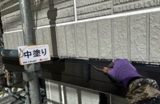幕板中塗り　状況
