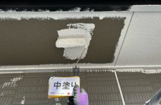 軒天中塗り　状況