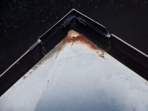 梅雨前　外壁塗装　劣化　錆