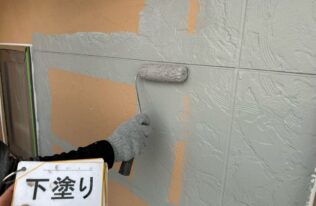 2階外壁　下塗り状況
