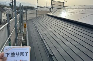 屋根　下塗り完了