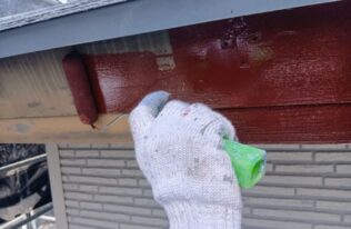 破風下塗り　状況