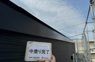 破風　中塗り完了