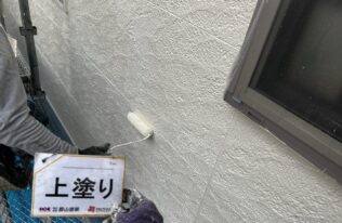 外壁　上塗り状況
