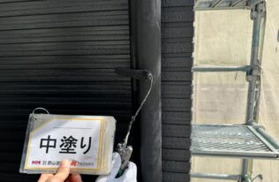 雨樋　中塗り状況