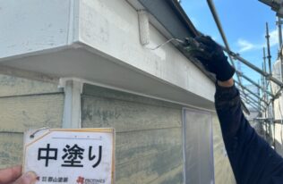破風　中塗り状況
