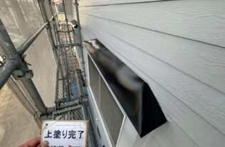 出窓　上塗り完了