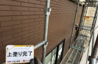 外壁上塗り　完了