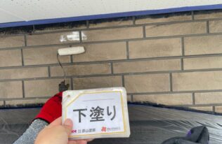 外壁の下塗り状況です。