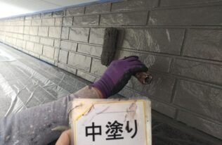 外壁の中塗り状況です。