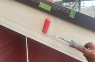 破風中塗り　状況