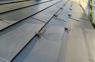屋根カバー　施工完了