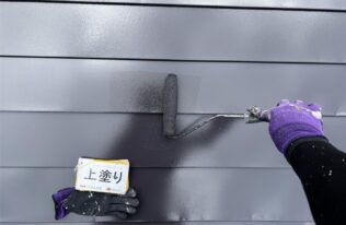 屋根中塗り　状況