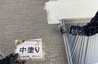 外壁の中塗り状況です。