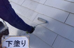 屋根下塗り　状況
