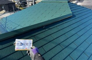 屋根中塗り　完了