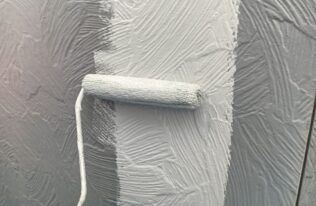 外壁下塗り　状況