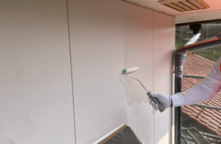 外壁下塗り　状況