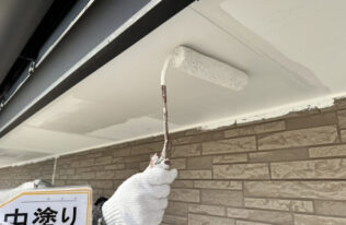 軒天中塗り　状況