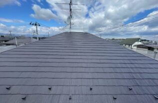 屋根上塗り　完了