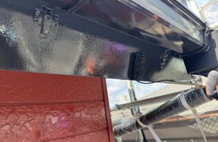 破風上塗り　状況