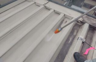 屋根高圧洗浄　状況