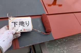 屋根の下塗り2回目状況です。