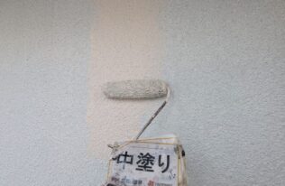 外壁の中塗り状況です。