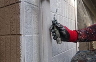 雨樋中塗り　状況