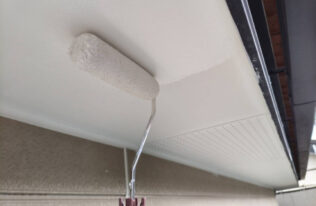 軒天上塗り　状況