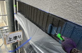 幕板塗装　状況
