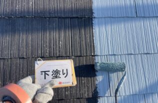 屋根の下塗り状況です。