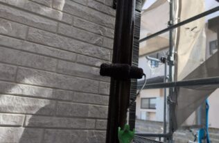 雨樋の塗装状況です。