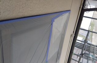 窓の養生状況です。