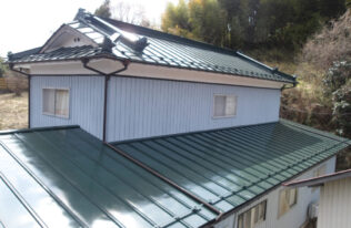 屋根の塗装後写真です。