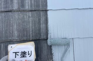 屋根の下塗り状況です。