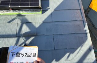 屋根下塗り2回目状況です。