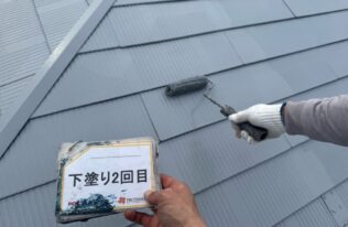 屋根の下塗り2回目状況です。