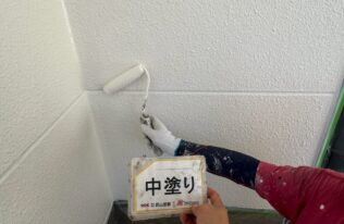 外壁の中塗り状況です。